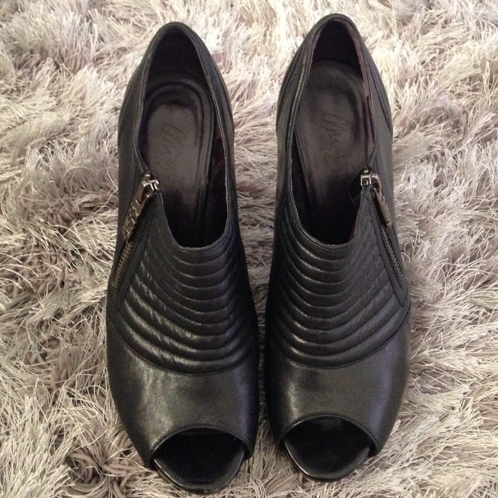 Miss Sixty black leather heeled boots sz 8.5